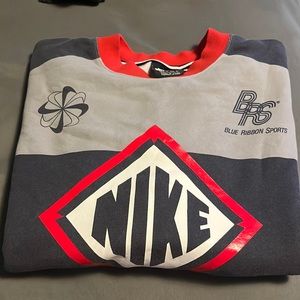Nike oversized crew shirt